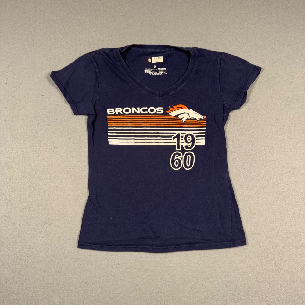 NFL Team Apparel Denver Broncos T-Shirt Womens Small Navy Blue V-Neck 1960 Logo
